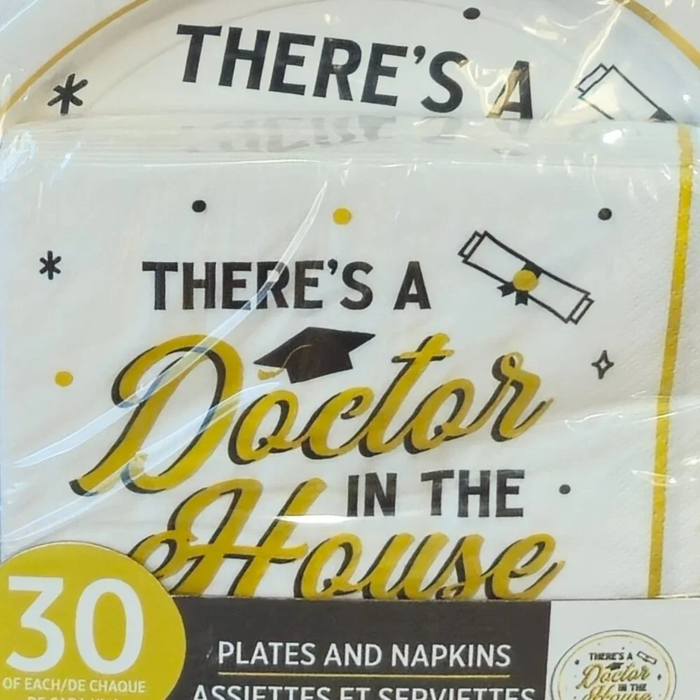 Doctor Graduation Tablewear